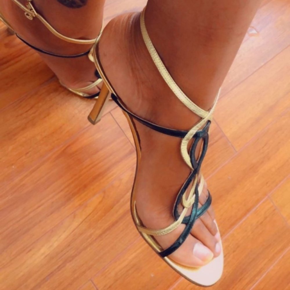 GUESS SANDAL